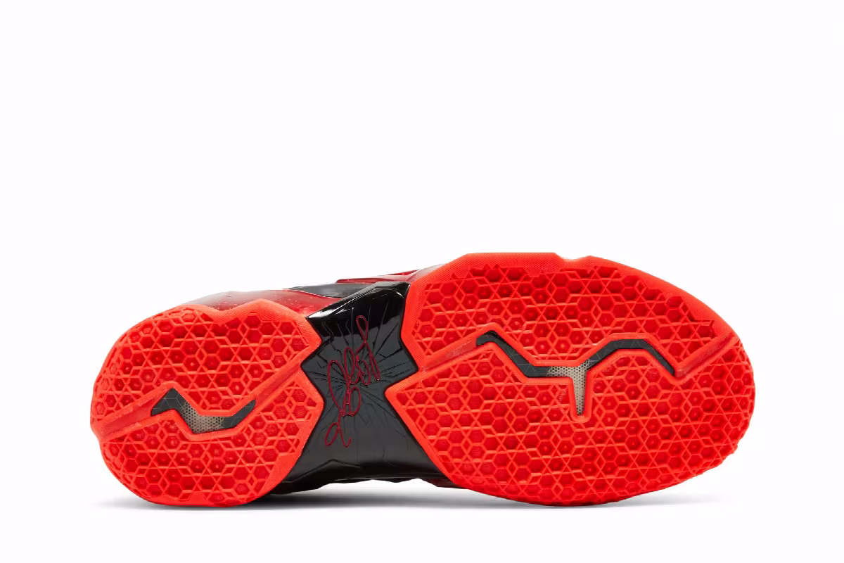 Nike LeBron 11 Away, view 5