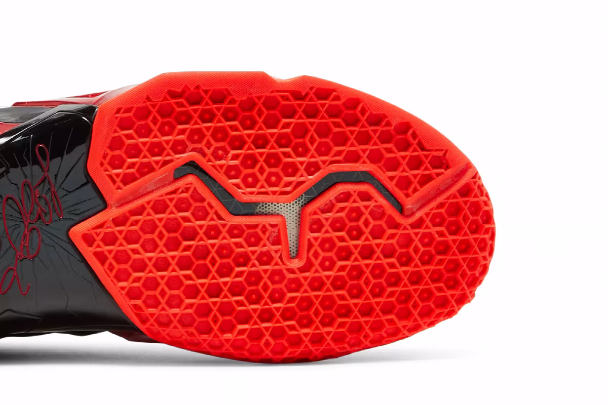 Nike LeBron 11 Away, view 6