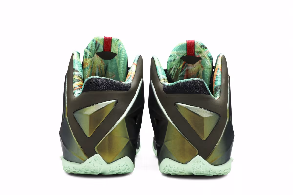Nike LeBron 11 Kings Pride, view 7