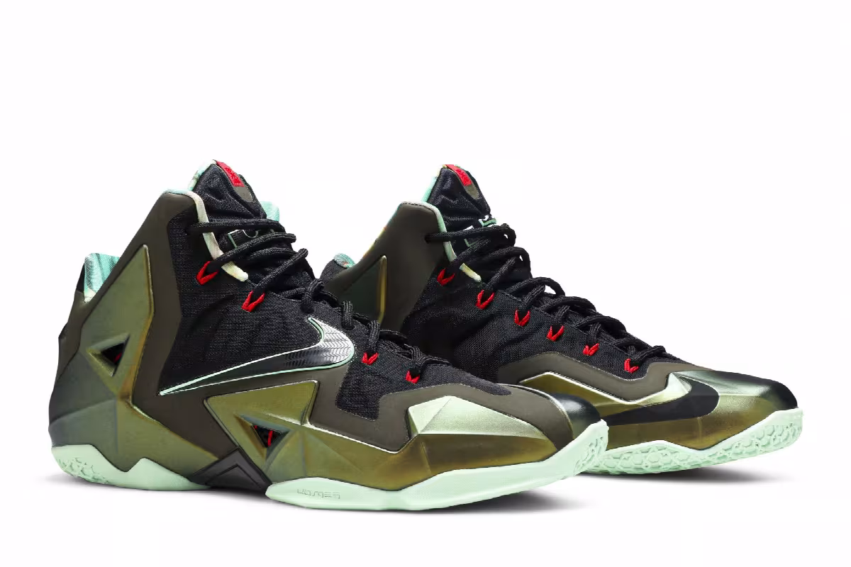 Nike LeBron 11 Kings Pride, view 9