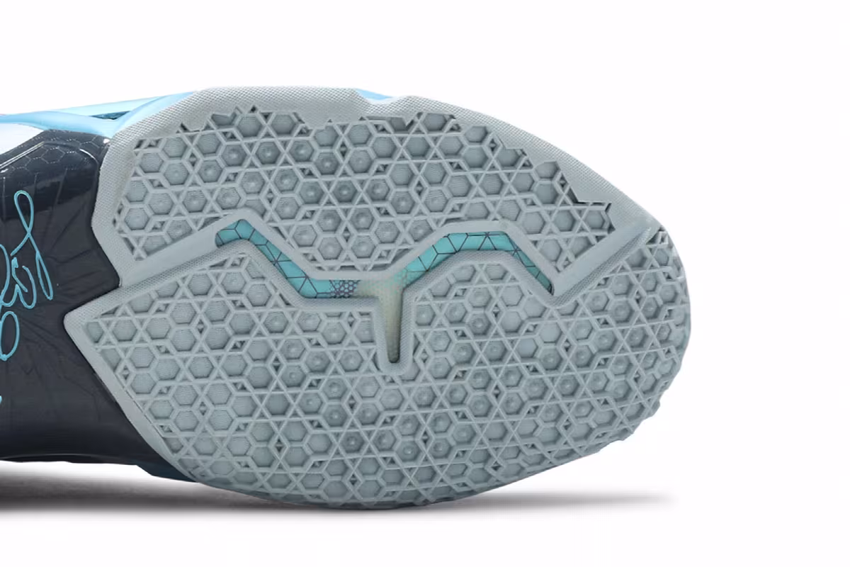 Nike LeBron 11 Armory Slate, view 6