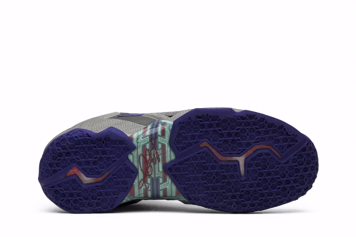 Nike LeBron 11 Terracotta Warrior, view 5