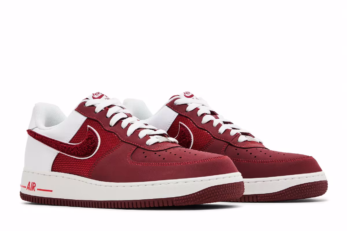 Nike Air Force 1 Low Hyper Red, view 9