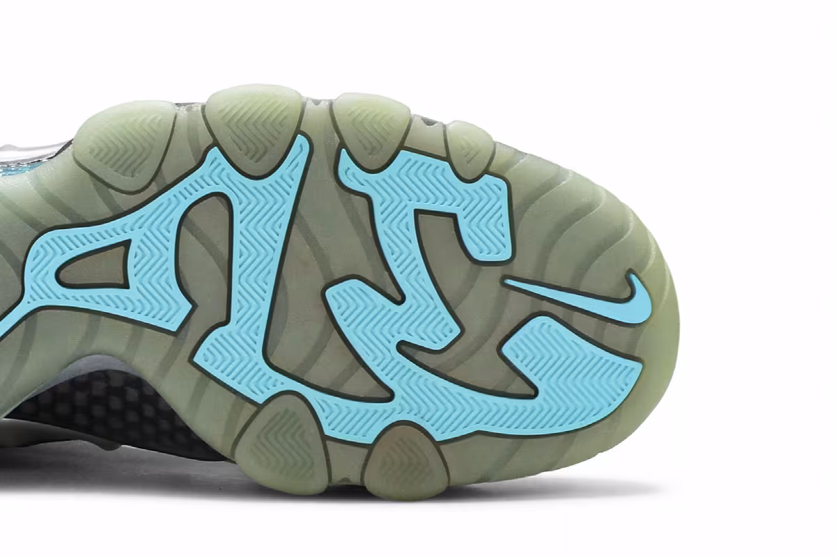Nike Barkley Posite Max Splatter, view 6