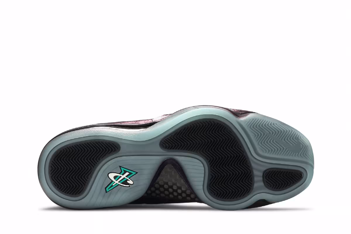 Nike Air Penny 5 Invisibility Cloak, view 5