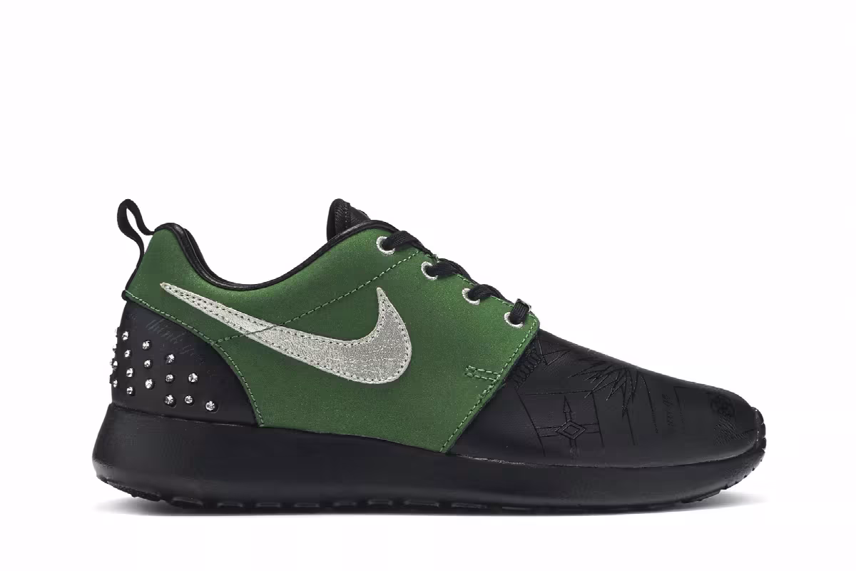Nike Women's Rosherun DB Doernbecher, view 2