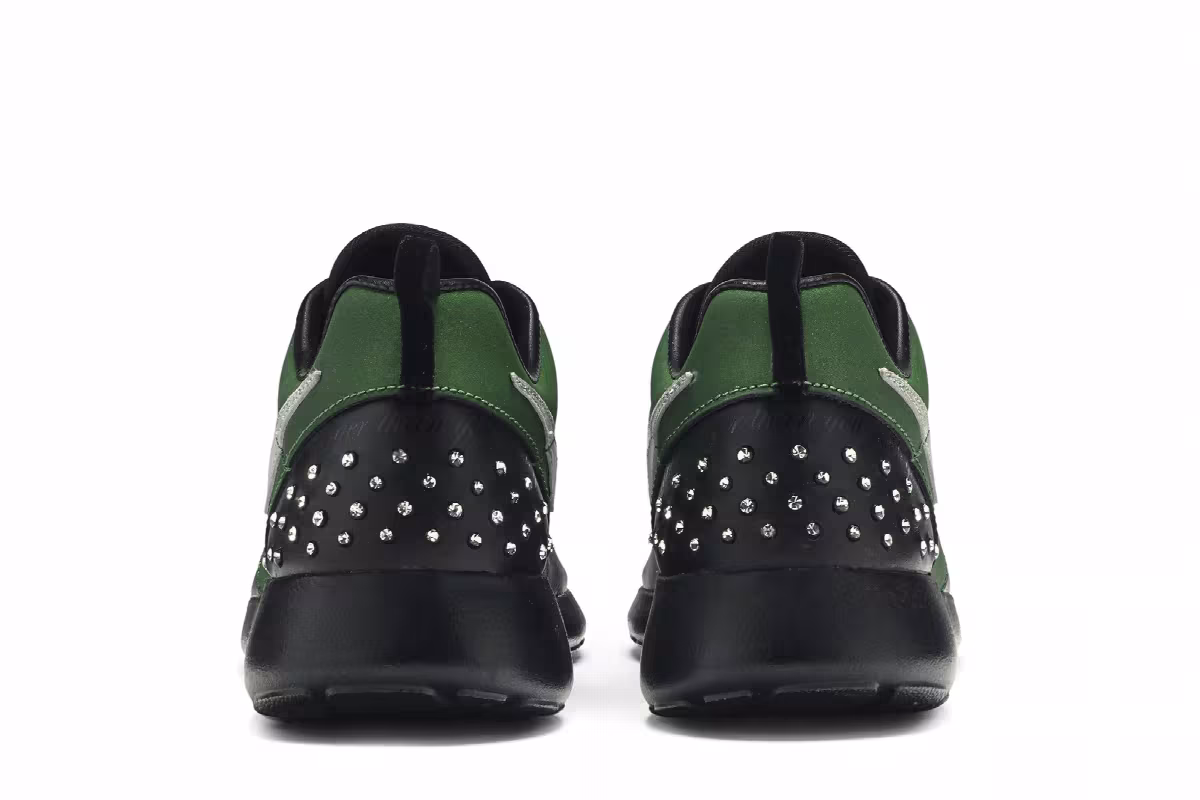 Nike Women's Rosherun DB Doernbecher, view 7