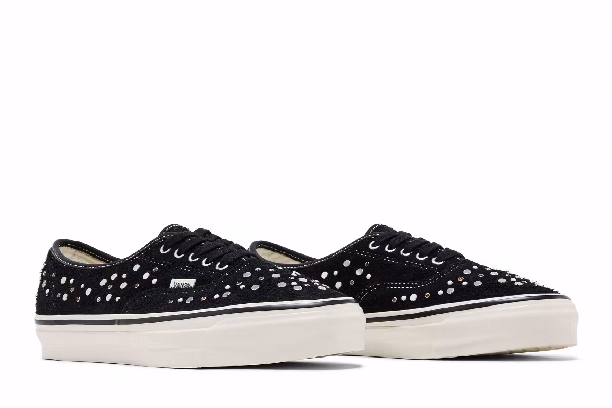 Vans Authentic Premium Studded Black White, view 9