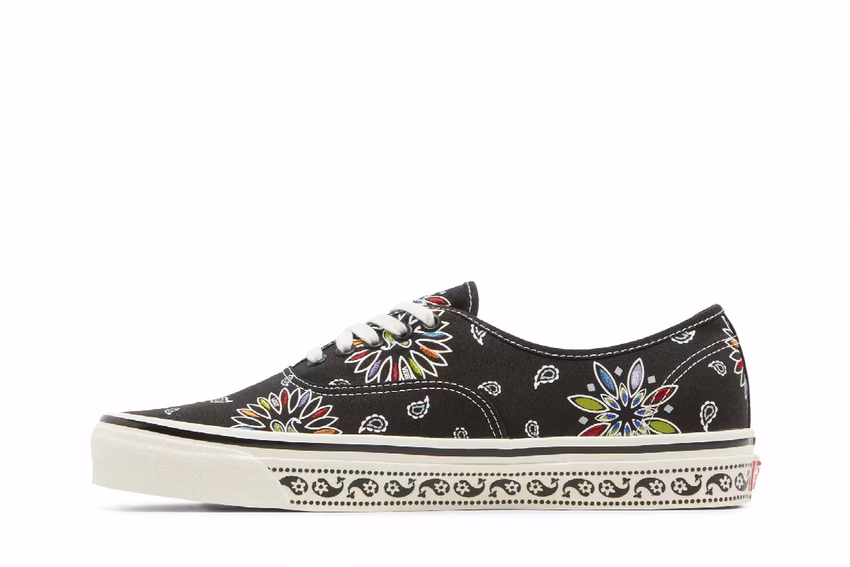 Vans Authentic 44 DX Paisley - Black, view 4