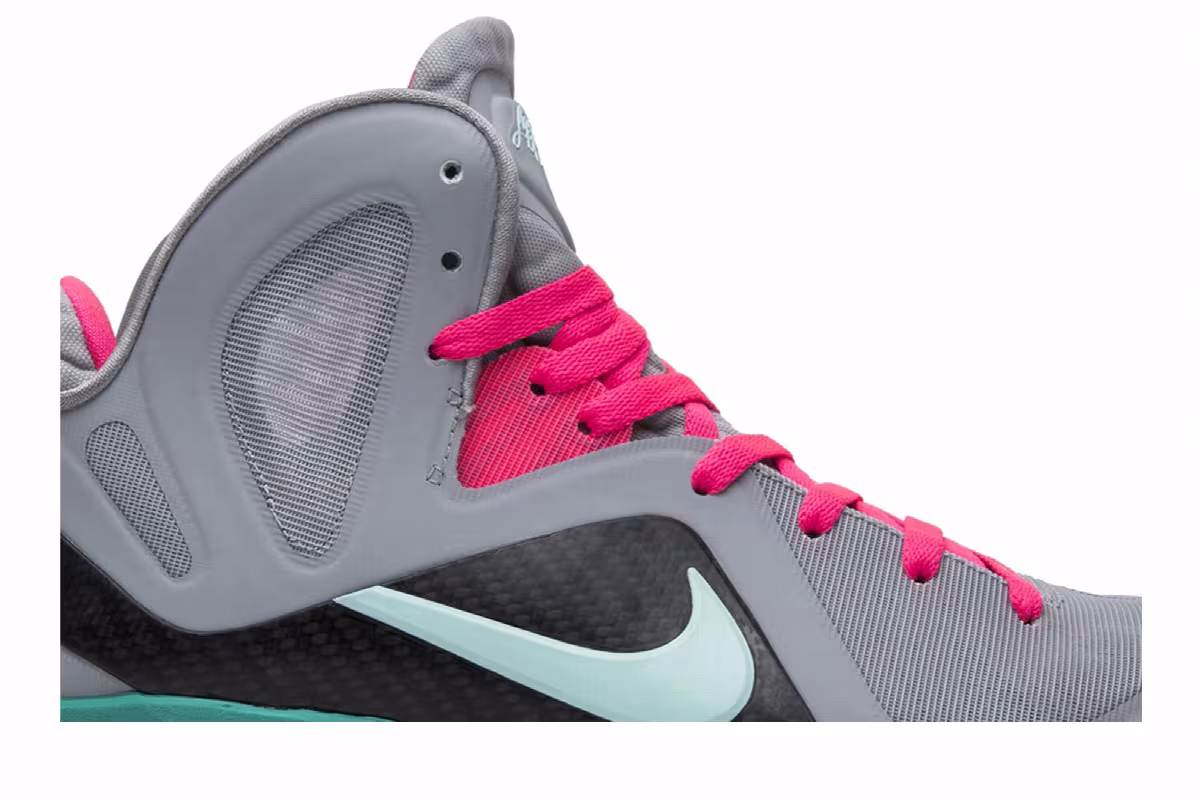 Nike LeBron 9 P.S. Elite 'South Beach', view 3