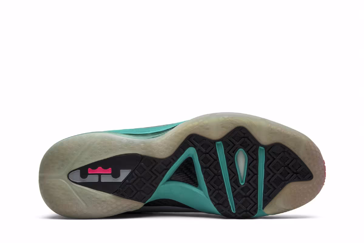 Nike LeBron 9 P.S. Elite 'South Beach', view 5