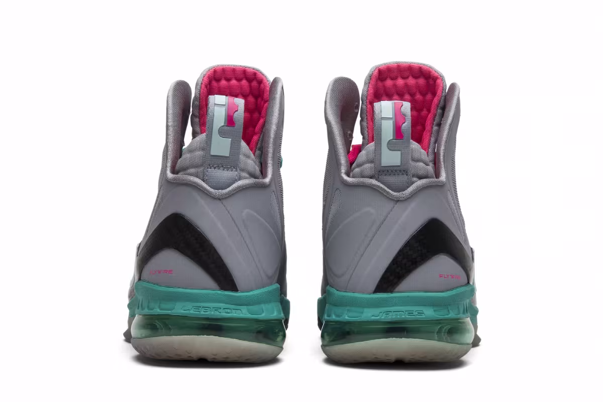 Nike LeBron 9 P.S. Elite 'South Beach', view 7
