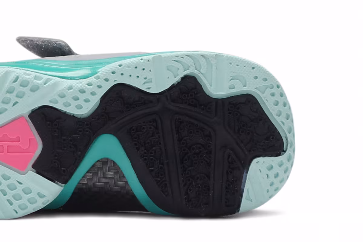 Nike LeBron 9 TD South Beach, view 6
