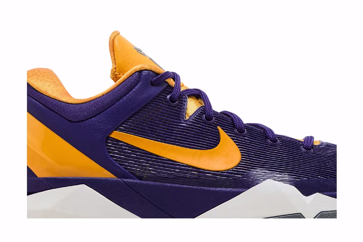 Nike Zoom Kobe 7 System Yin And Yang, view 3