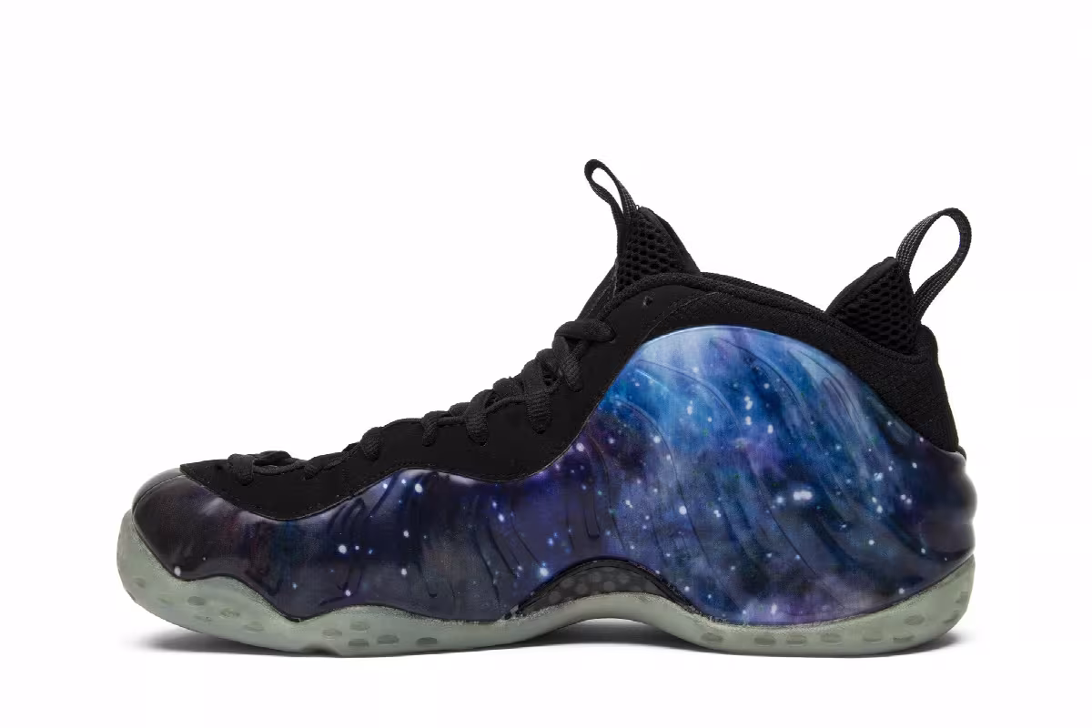 Nike Air Foamposite One NRG Galaxy 2012, view 4