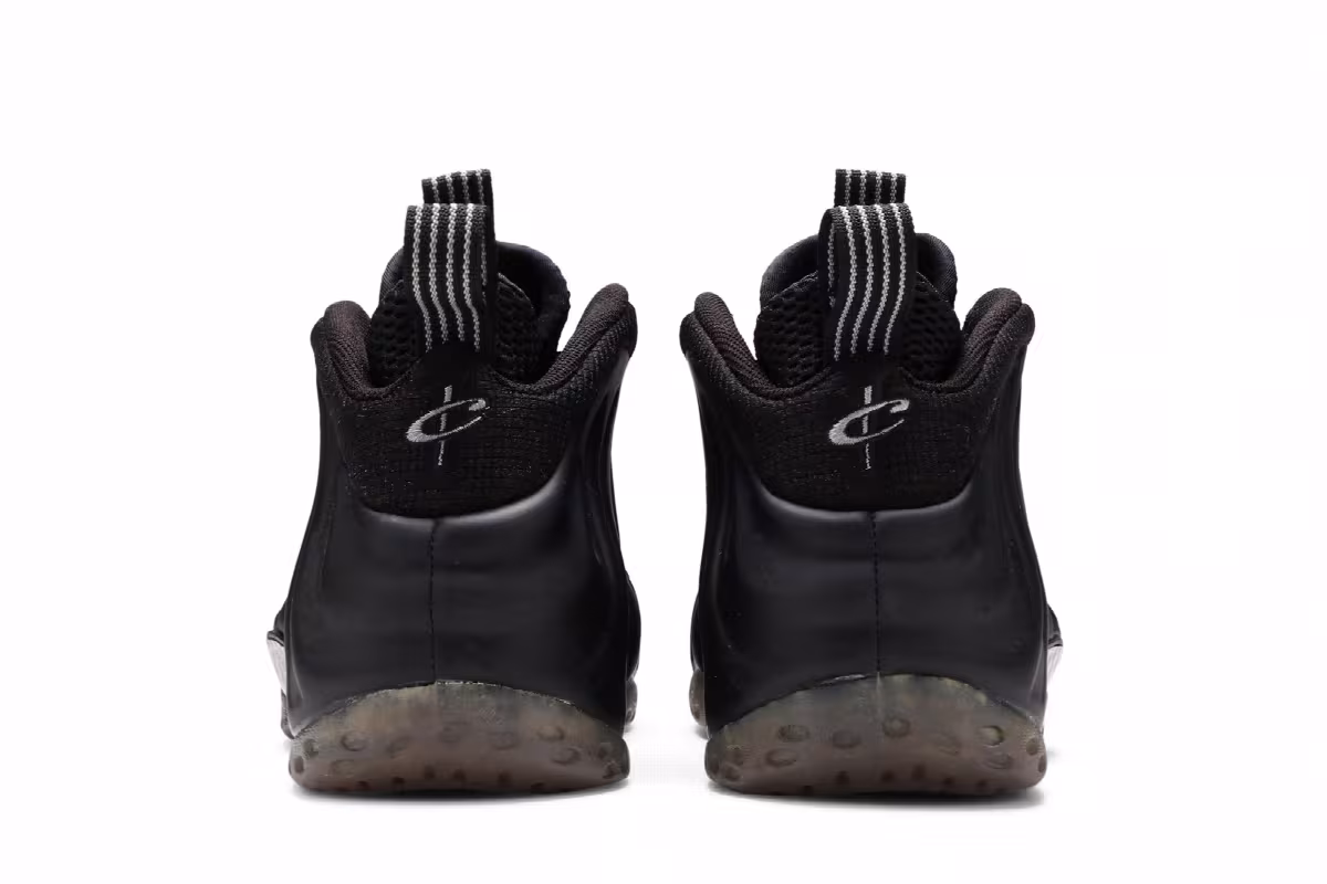 Nike Air Foamposite One Stealth, view 7