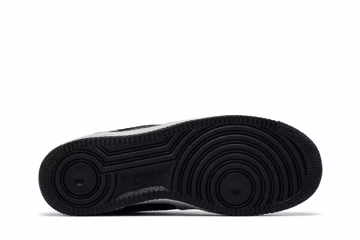 Nike Air Force 1 Low Supreme Safari, view 5