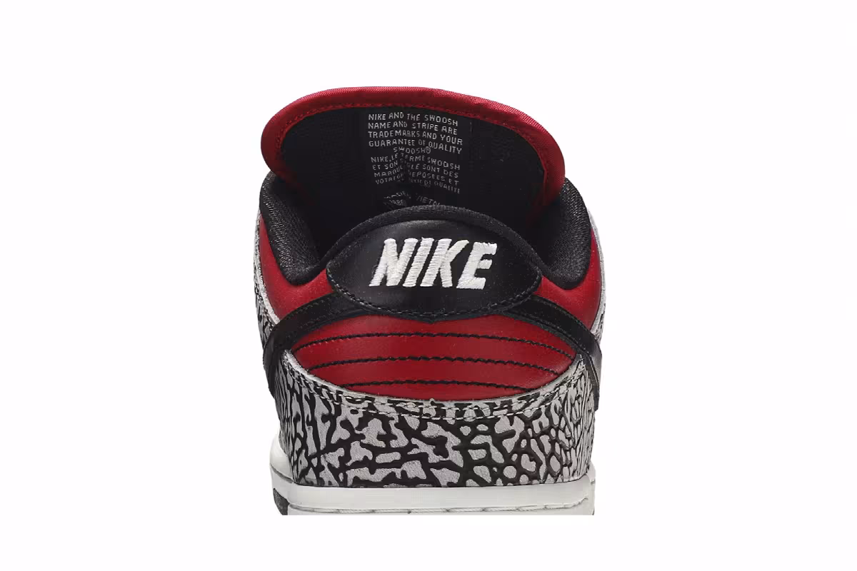 Supreme x Nike Dunk Low Premium SB Red Cement, view 8
