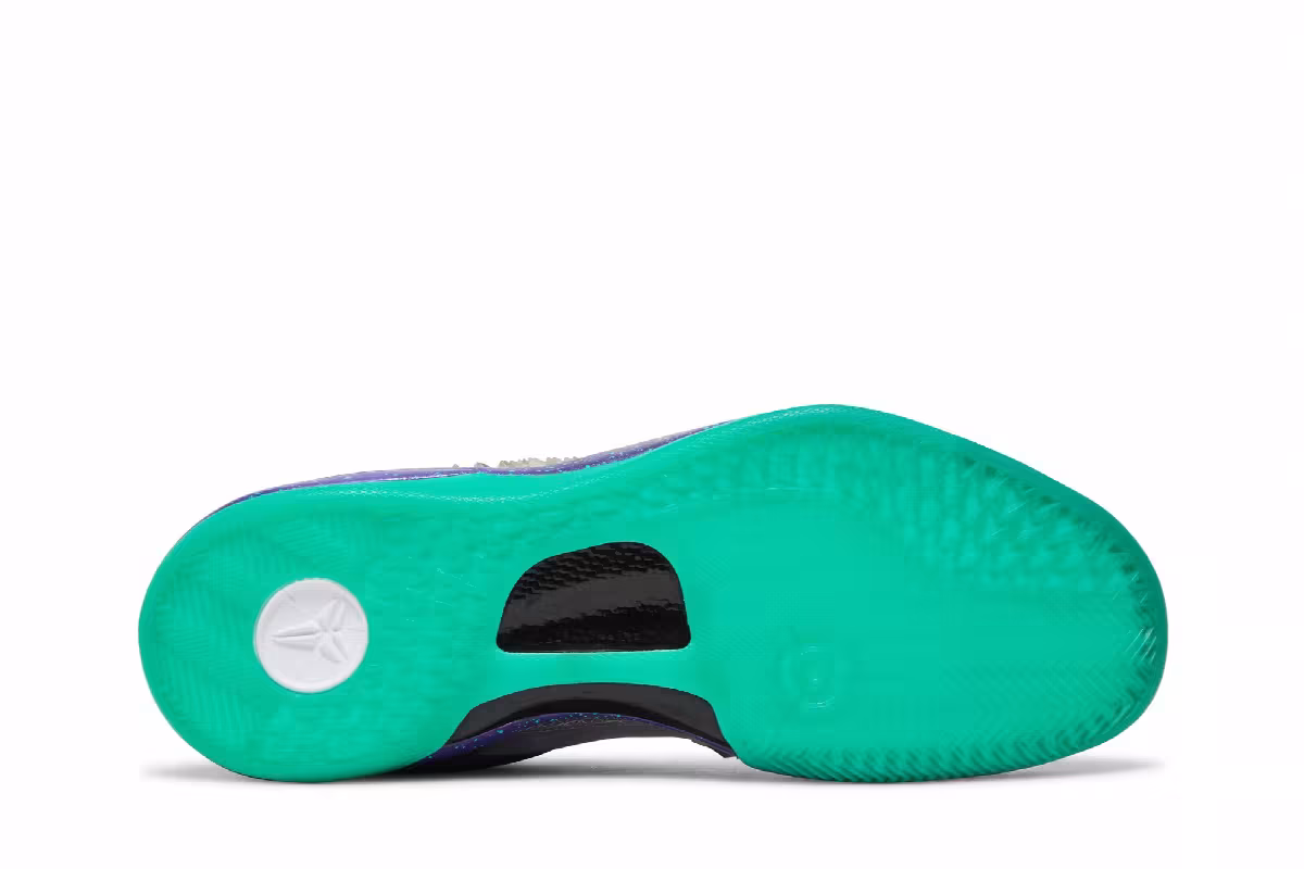 Nike Kobe 8 iD, view 5