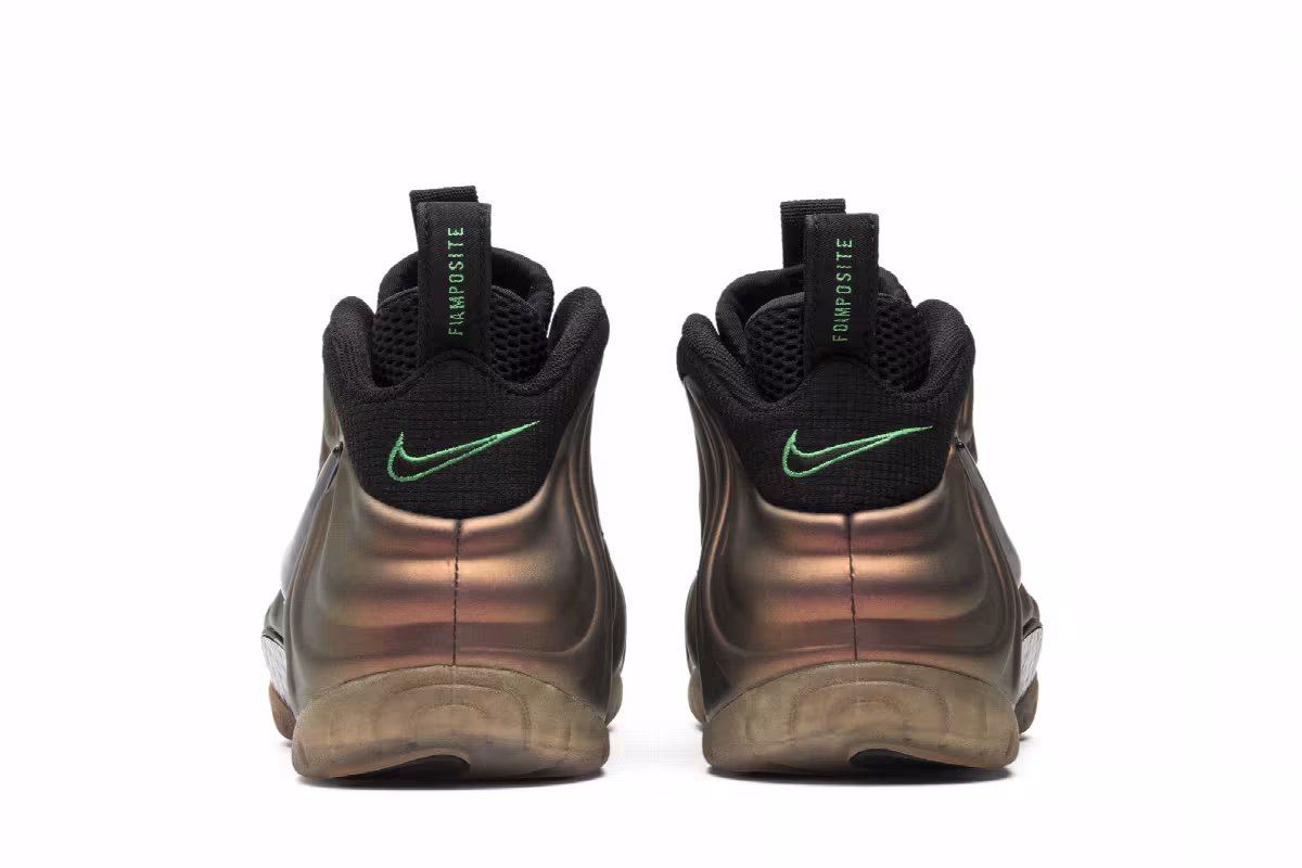 Nike Foamposite Pro gym green, view 7