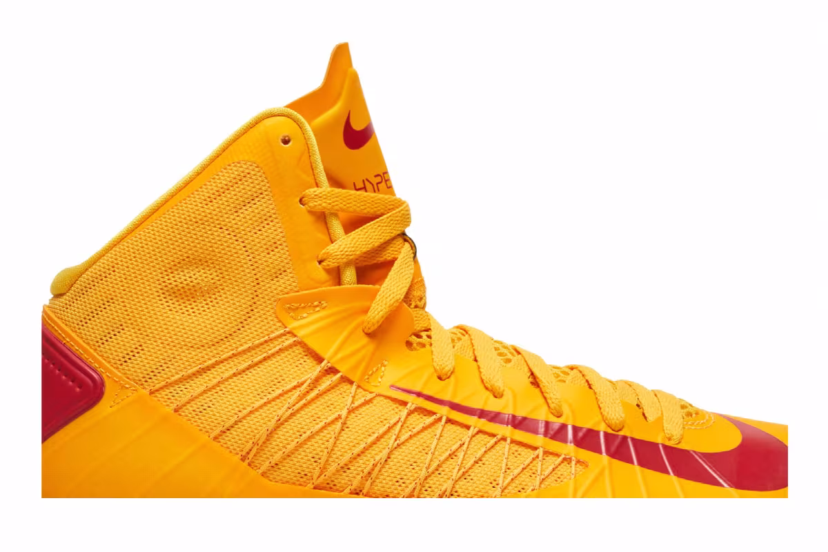 Nike Hyperdunk 2012+ China Away, view 3