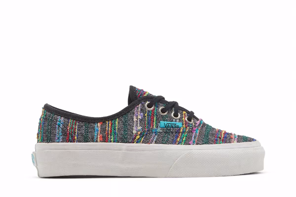 Vans Authentic Slim Little Kids Black, view 2