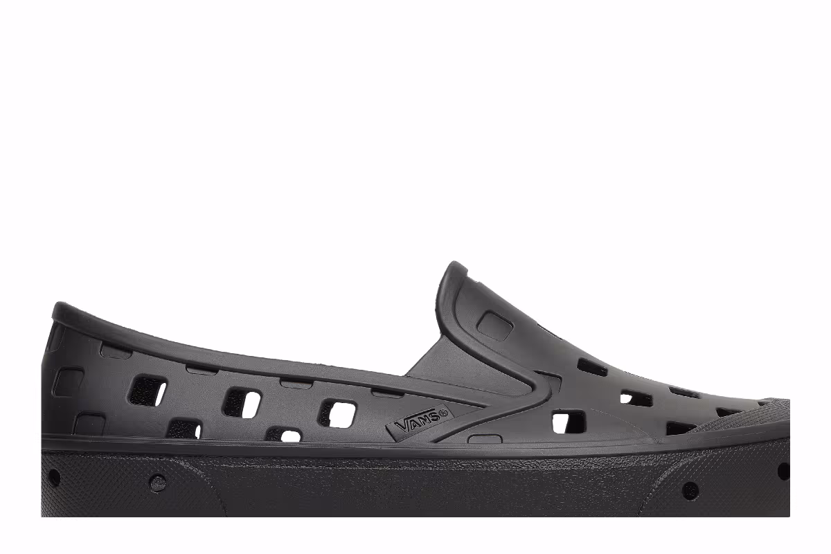 Vans Trek Slip-On Black, view 3