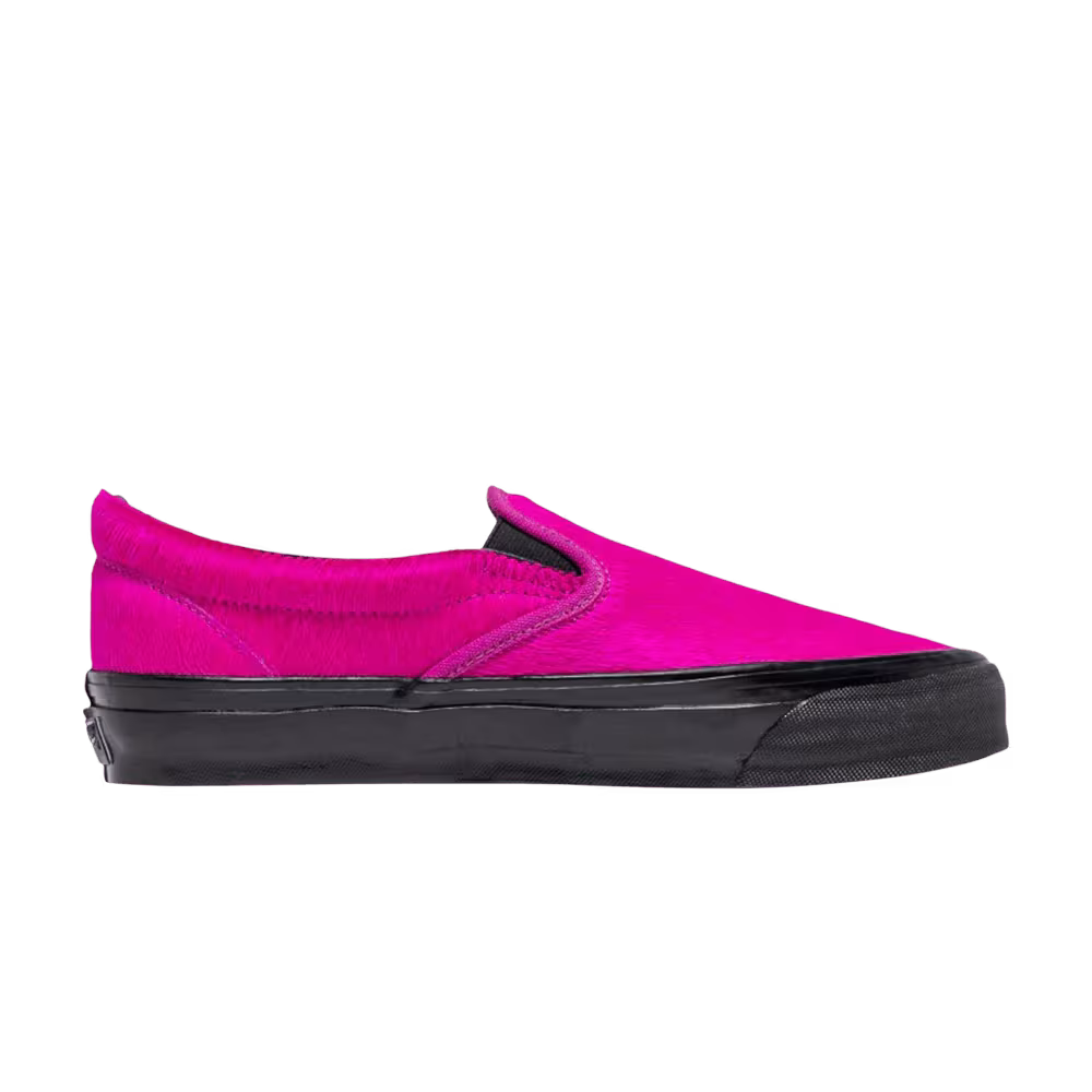 Vans Classic Premium Slip On Pony Hair Fuschia