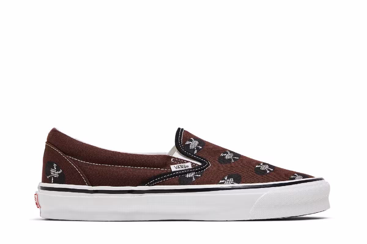 Wacko Maria x Vans OG Classic Slip-On Brown Records, view 2