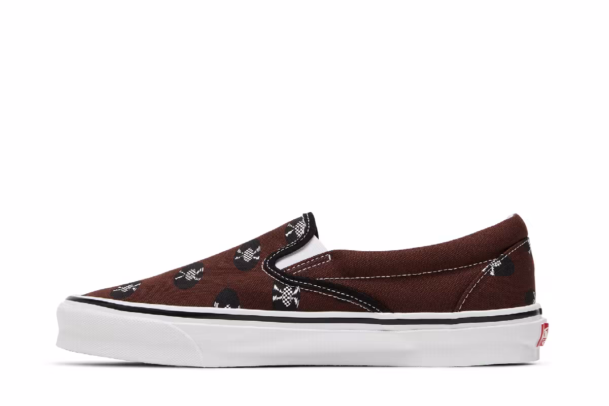 Wacko Maria x Vans OG Classic Slip-On Brown Records, view 4