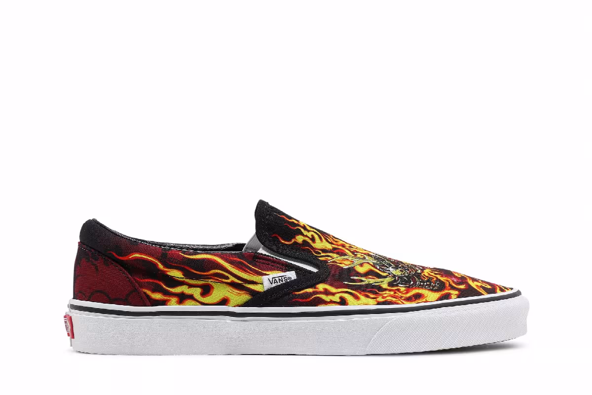 Vans Classic Slip-On Samurai Rising, view 2