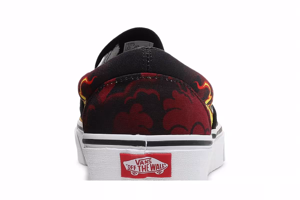Vans Classic Slip-On Samurai Rising, view 8