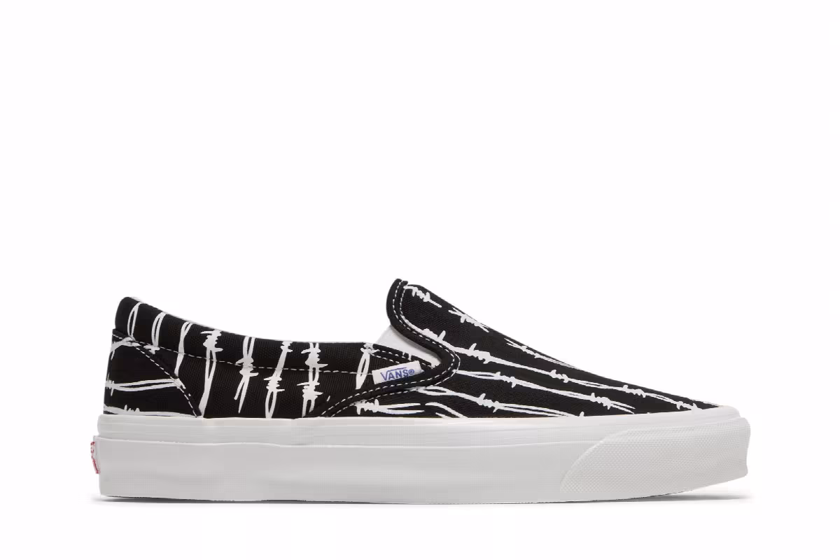 Vans OG Classic Slip-On LX Barbed Wire - Black, view 2
