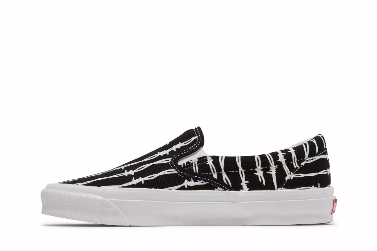 Vans OG Classic Slip-On LX Barbed Wire - Black, view 4