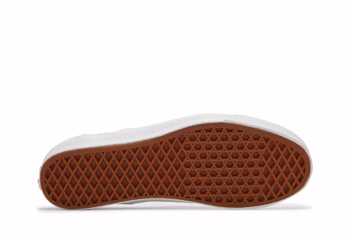 Vans OG Classic Slip-On LX Barbed Wire - Black, view 5