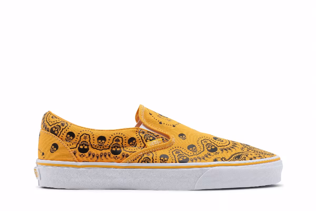 Vans Classic Slip-On Bandana - Saffron, view 2