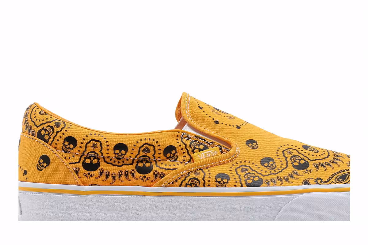 Vans Classic Slip-On Bandana - Saffron, view 3