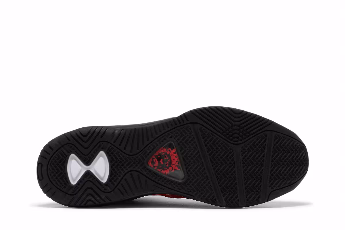Nike LeBron 8 V/2 Low Solar Red, view 5