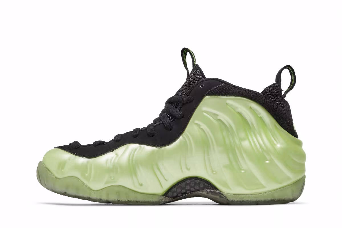 Nike Air Foamposite Pro Electric Green, view 4