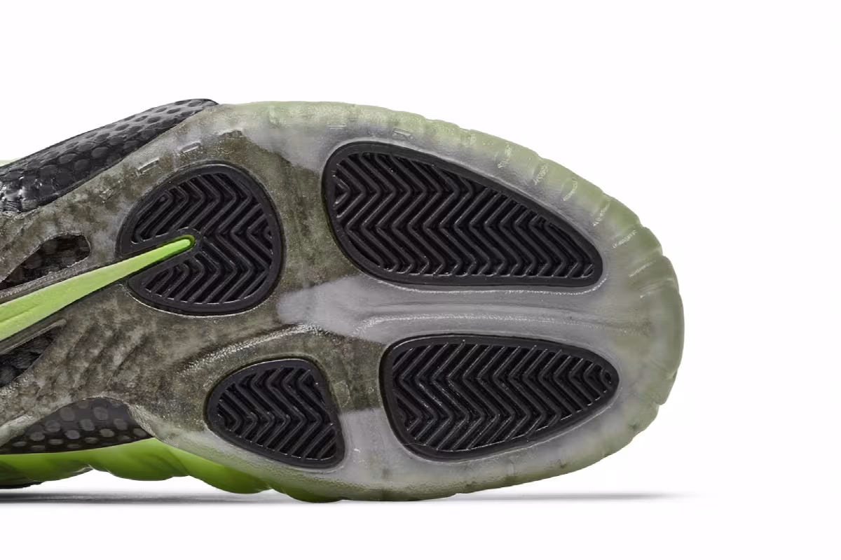 Nike Air Foamposite Pro Electric Green, view 6