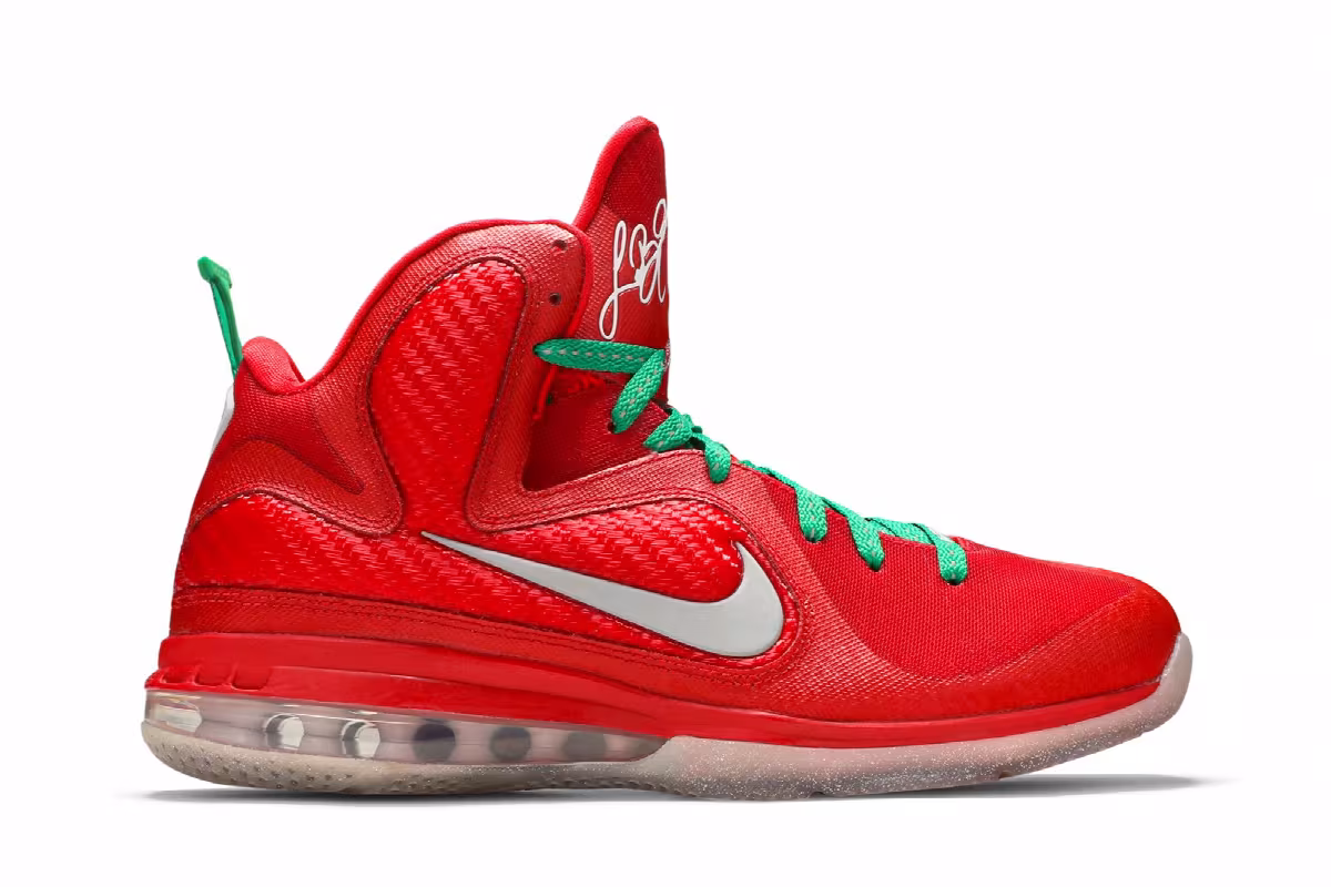 Nike LeBron 9 Christmas, view 2
