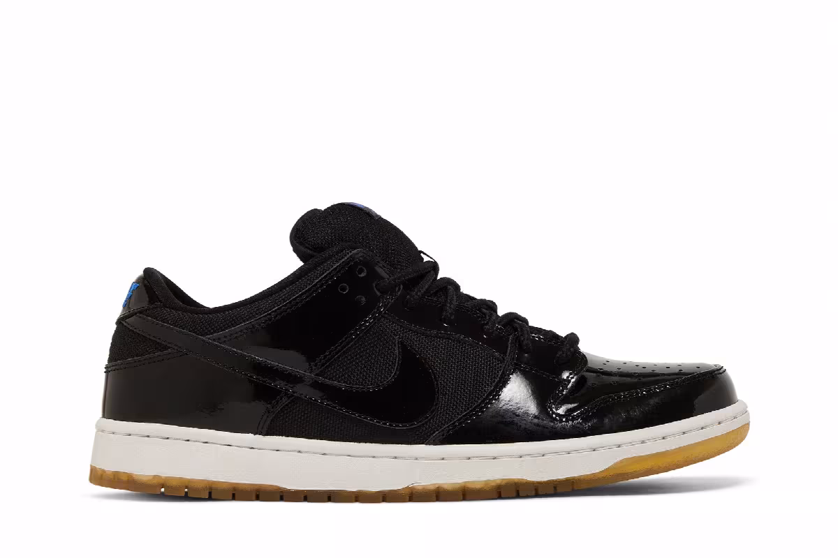 Nike Dunk Low Pro SB Space Jam, view 2