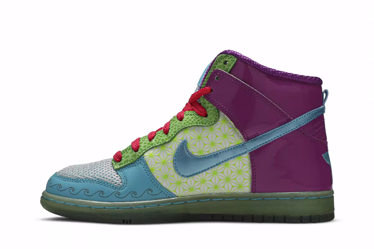 Nike Women's Dunk High Skinny Doernbecher, view 4
