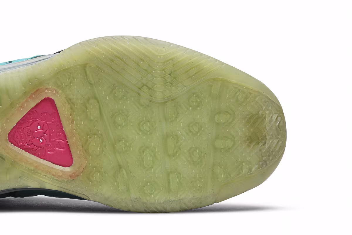 Nike LeBron 8 South Beach 2010, view 6