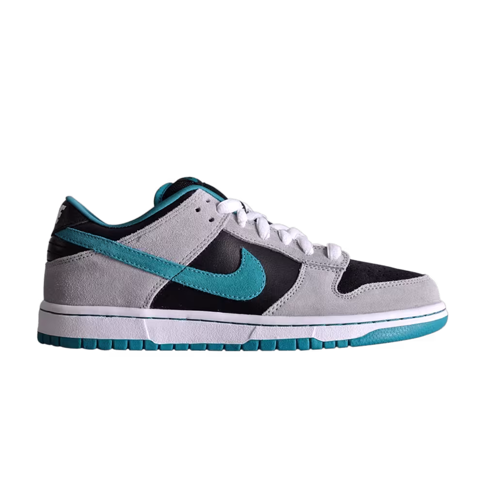 Nike Dunk Low Pro SB Chrome Ball Incident
