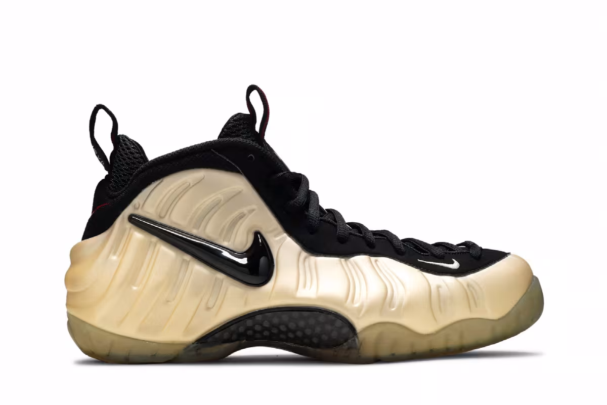 Nike Air Foamposite Pro Pearl 2010, view 2
