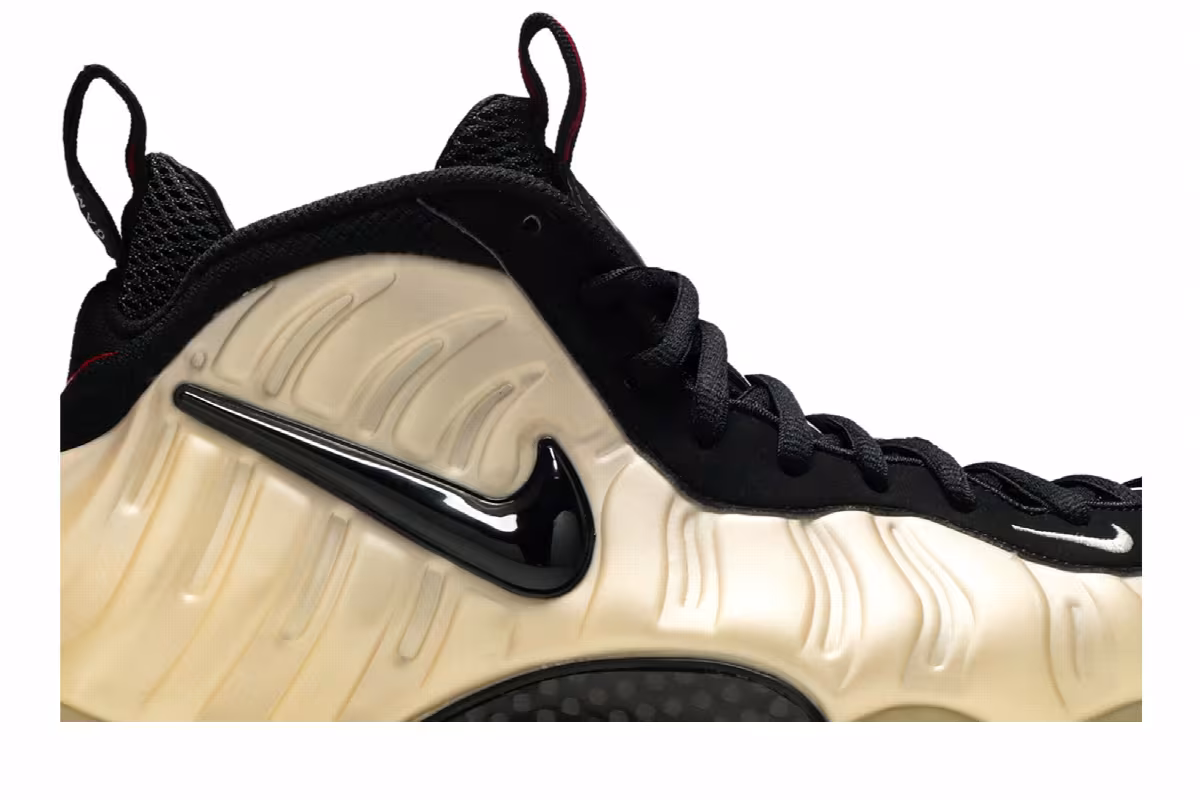 Nike Air Foamposite Pro Pearl 2010, view 3