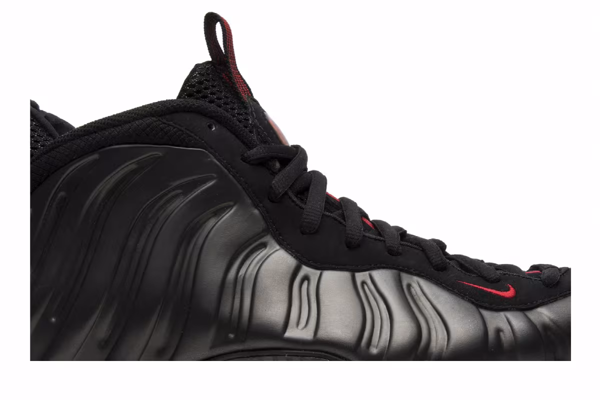 Nike Air Foamposite One Cough Drop 2010, view 3