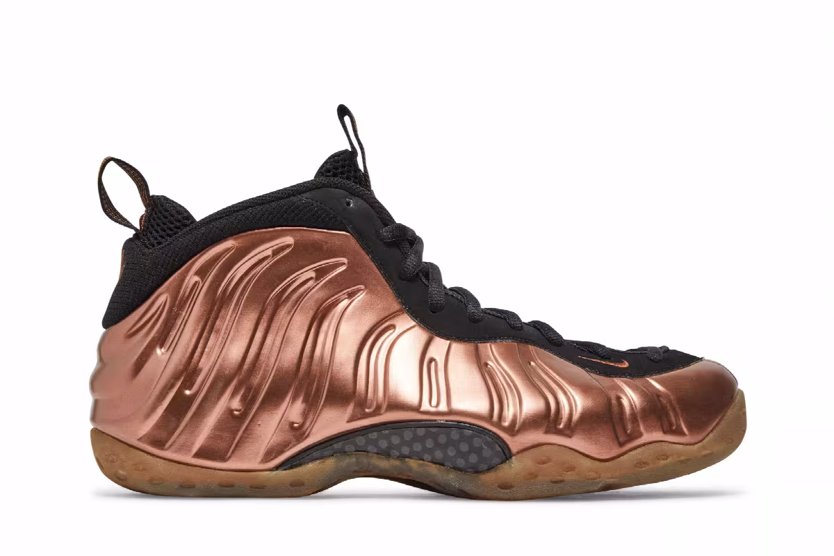 Nike Air Foamposite One Dirty Copper, view 2