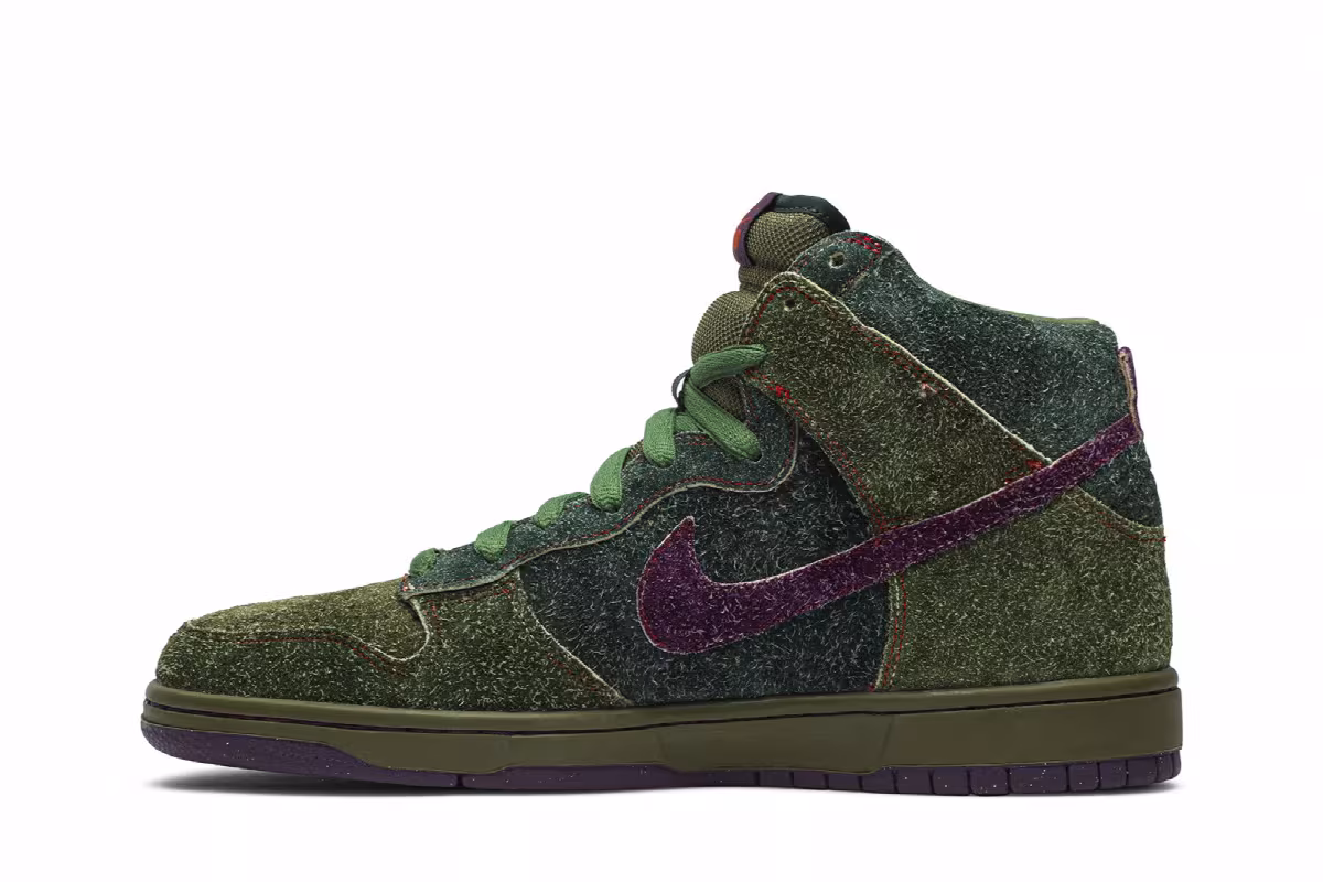 Nike Dunk High Premium SB skunk, view 4